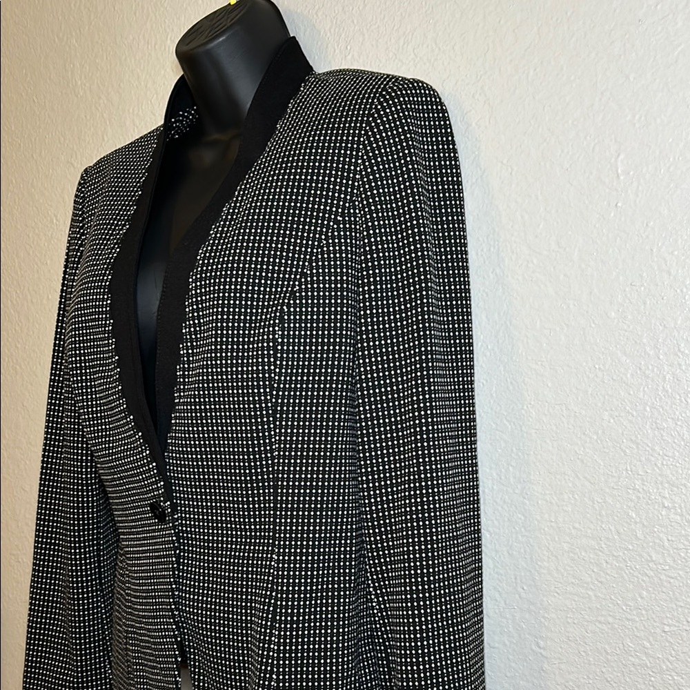 White Black Women's Black and White Blazer - Picture 4 of 8